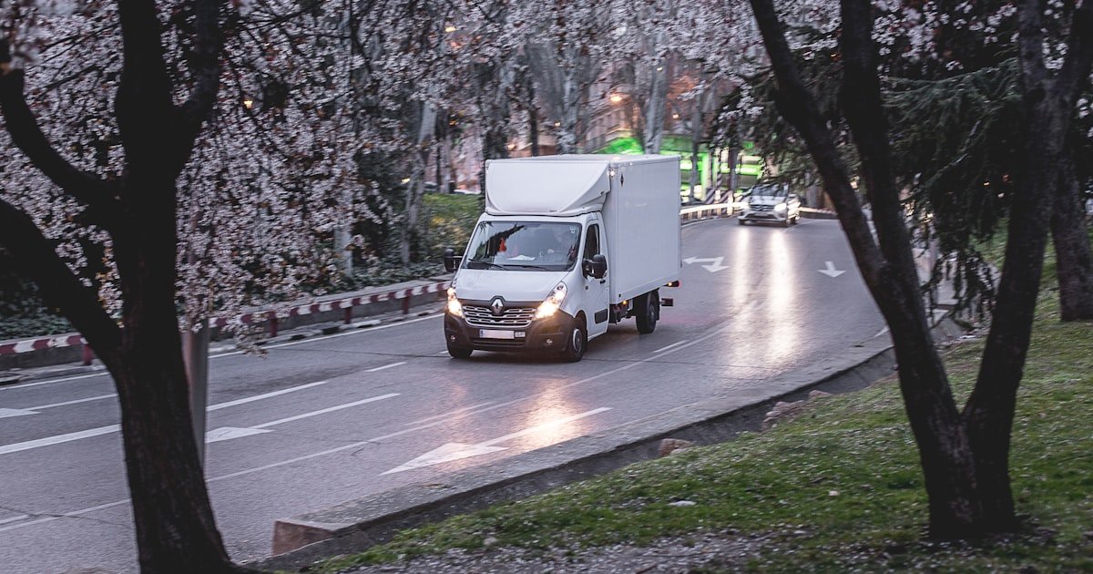 How to Cut Fleet Costs Without Cutting Vehicles